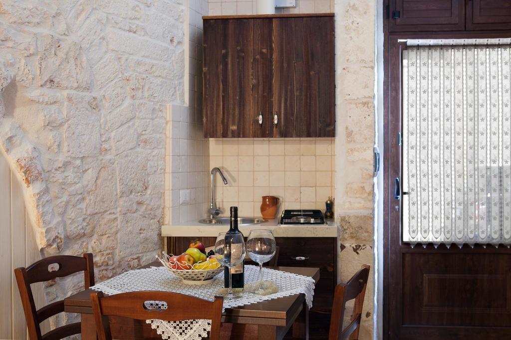 알베르벨로 Trulli Di Nonno Carlo 빌라 객실 사진